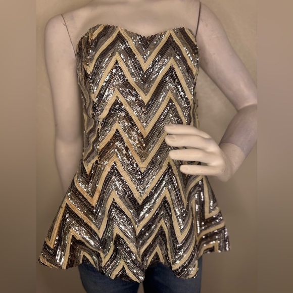 JULIE BROWN SEQUIN TOP Size 8.  #100 - Picture 1 of 8
